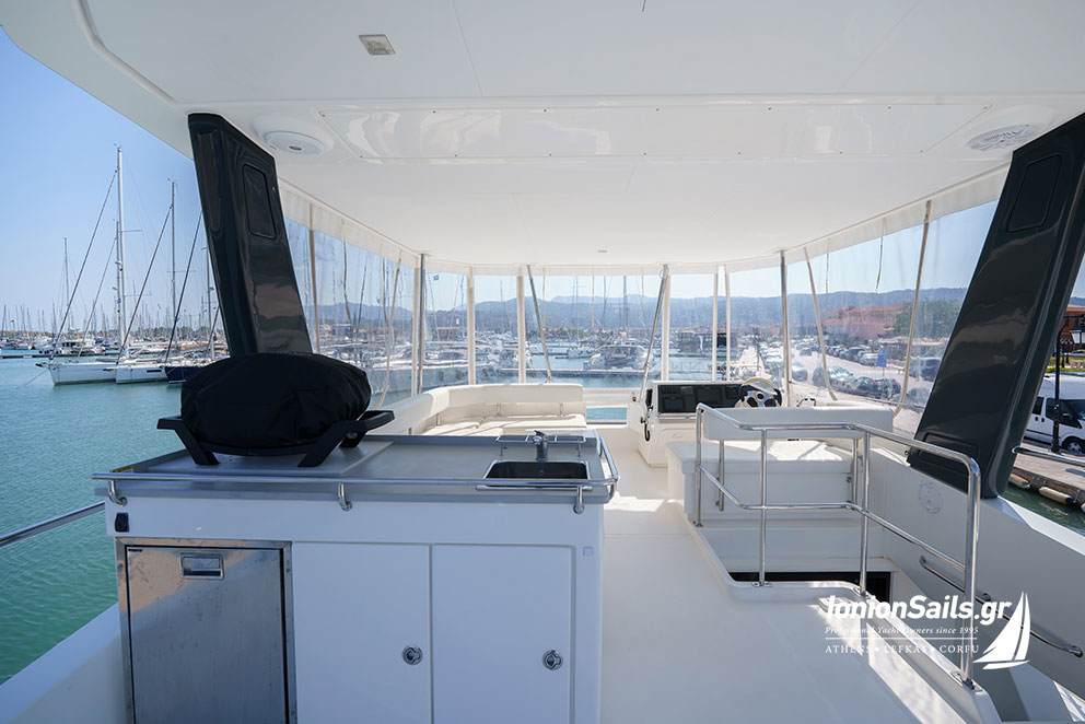 ionionsails.com - charter Leopard 43, Horizon, catamaran
