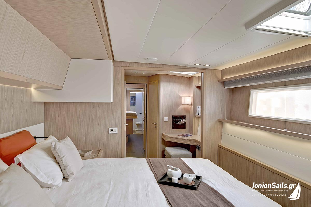 ionionsails.com - charter Lagoon 52F, Saga, catamaran