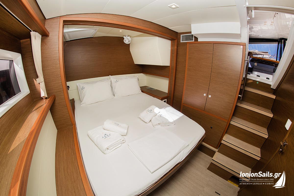 ionionsails.com - charter Lagoon 52F, Saga, catamaran