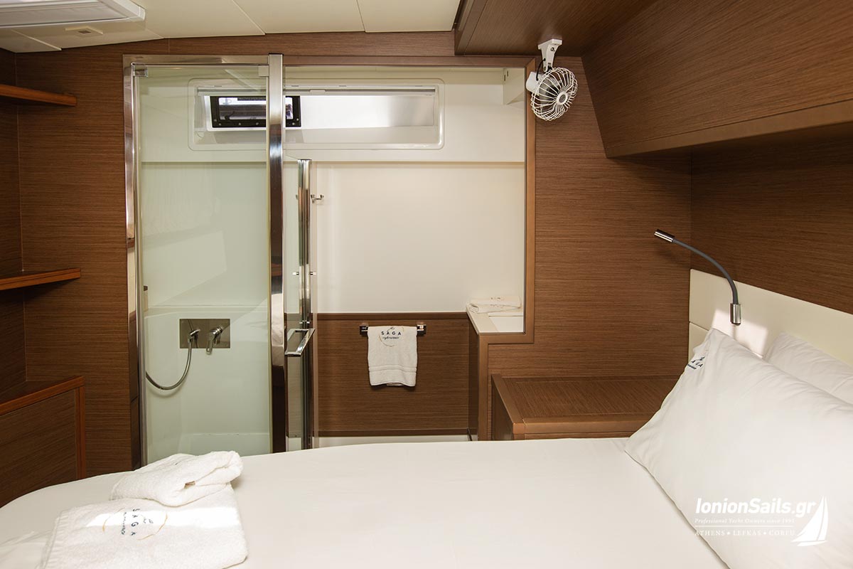 ionionsails.com - charter Lagoon 52F, Saga, catamaran