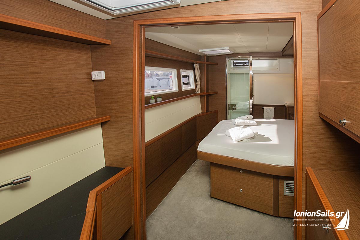 ionionsails.com - charter Lagoon 52F, Saga, catamaran
