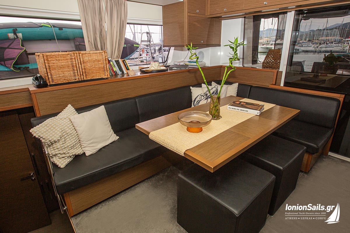 ionionsails.com - charter Lagoon 52F, Saga, catamaran