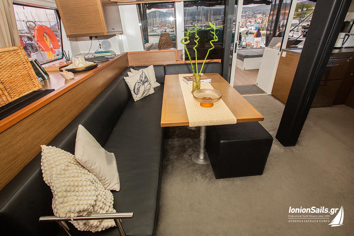 ionionsails.com - charter Lagoon 52F, Saga, catamaran