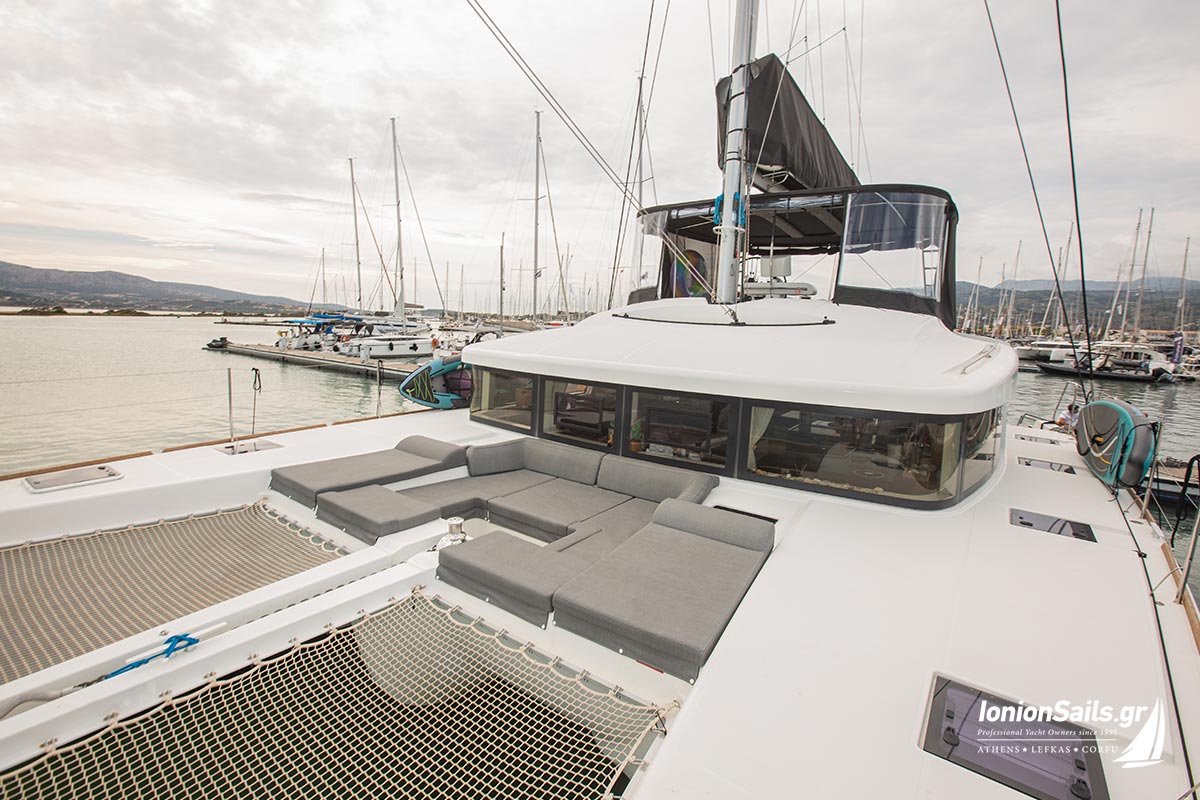 ionionsails.com - charter Lagoon 52F, Saga, catamaran