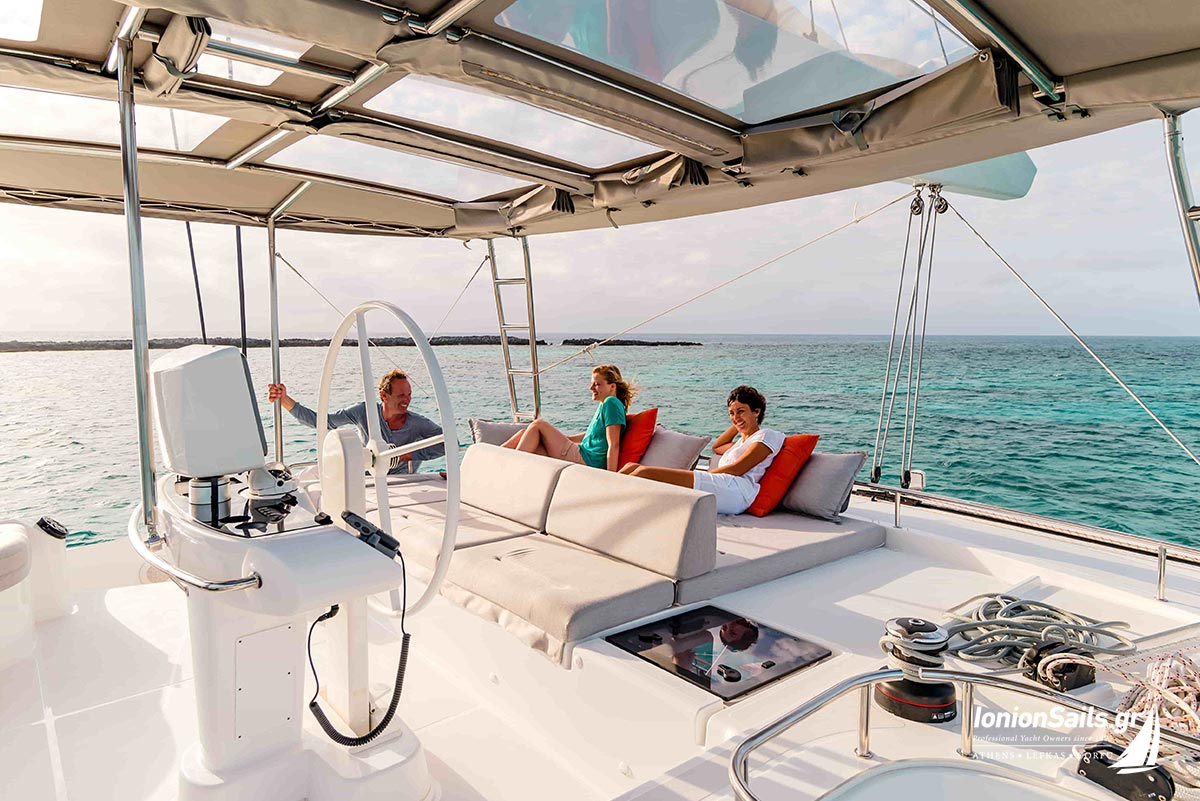 ionionsails.com - charter Lagoon 52F, Saga, catamaran