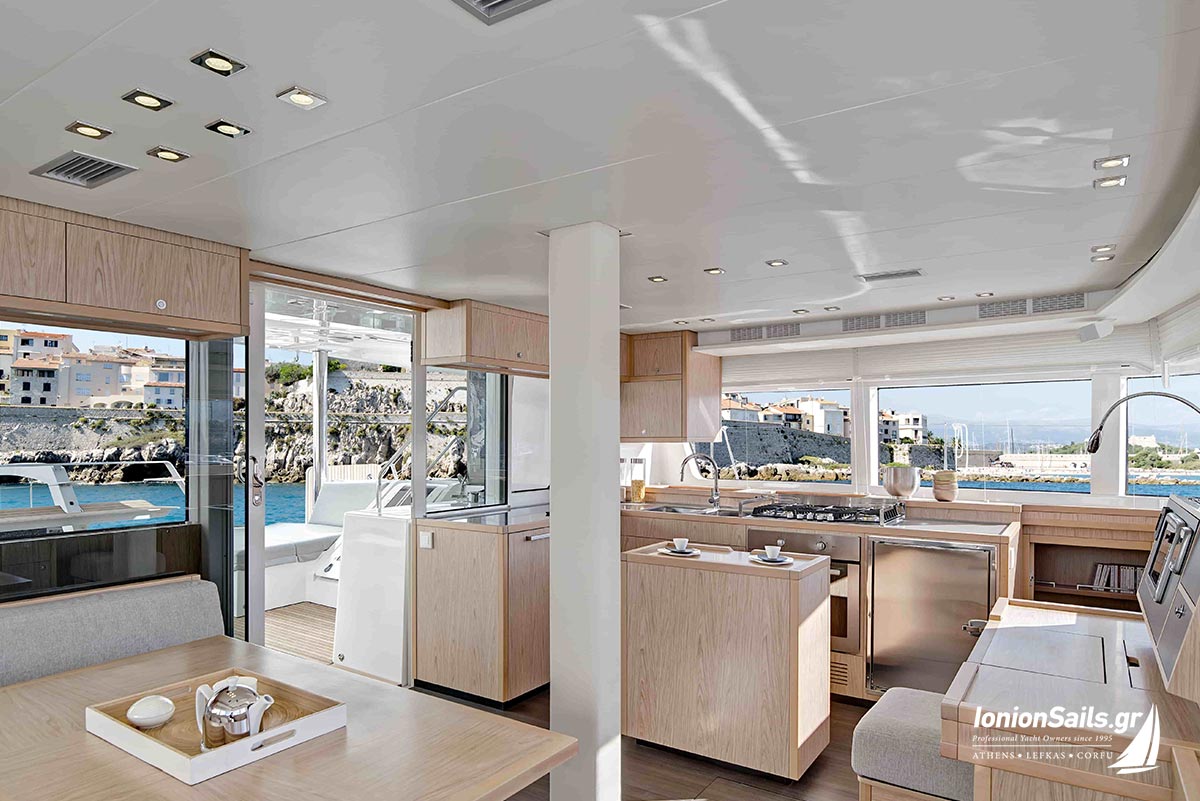 ionionsails.com - charter Lagoon 52F, Saga, catamaran