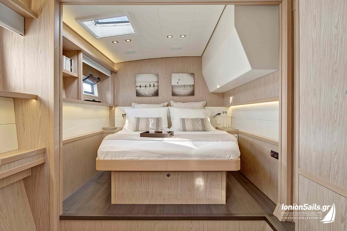 ionionsails.com - charter Lagoon 52F, Saga, catamaran